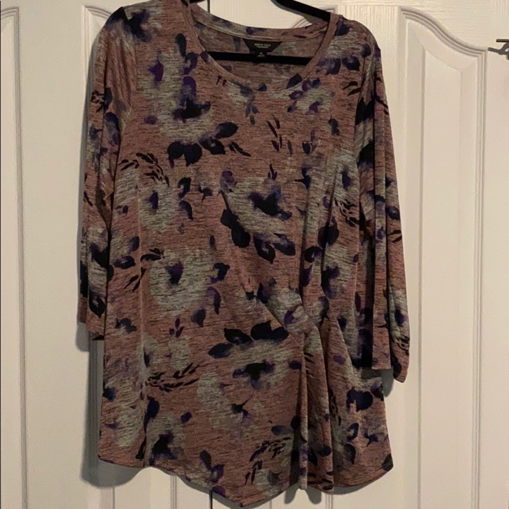 Simply Vera blouse